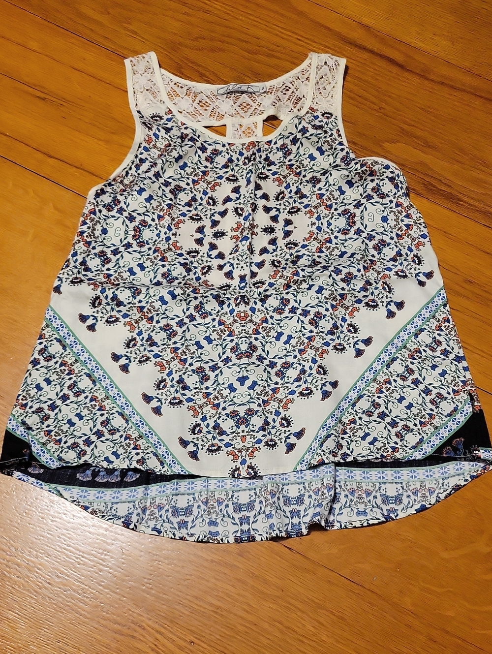 Chloe K White Lace-Yoke Floral Print Tank Top